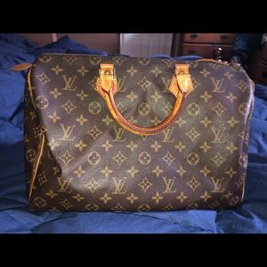 Louis Vuitton Speedy 35